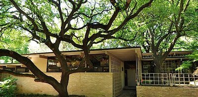 Rockbrook Residence (Dallas, Texas): exterior view