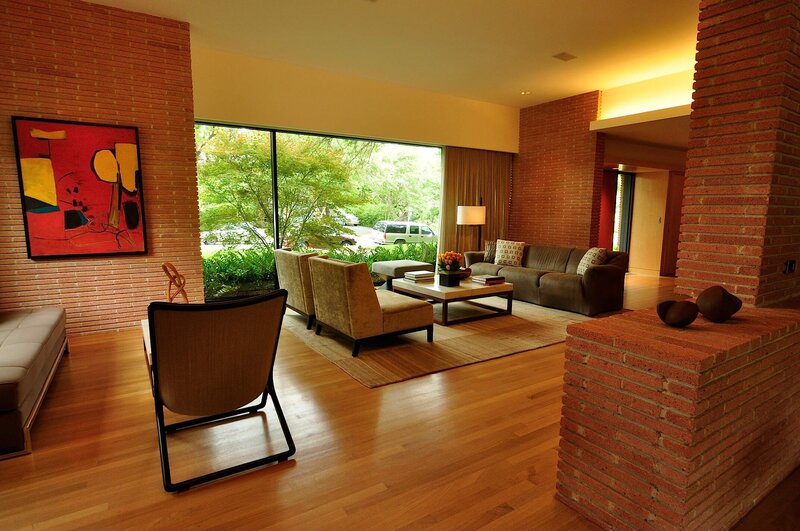 Nakoma Residence (Dallas, Texas): additional view of living room